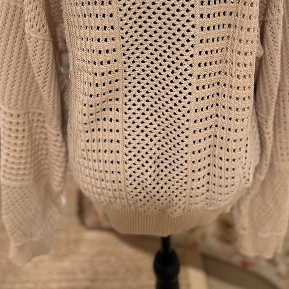 MOTH cream open weave sweater. NWT from Anthropologie. Size M. - Picture 4 of 5
